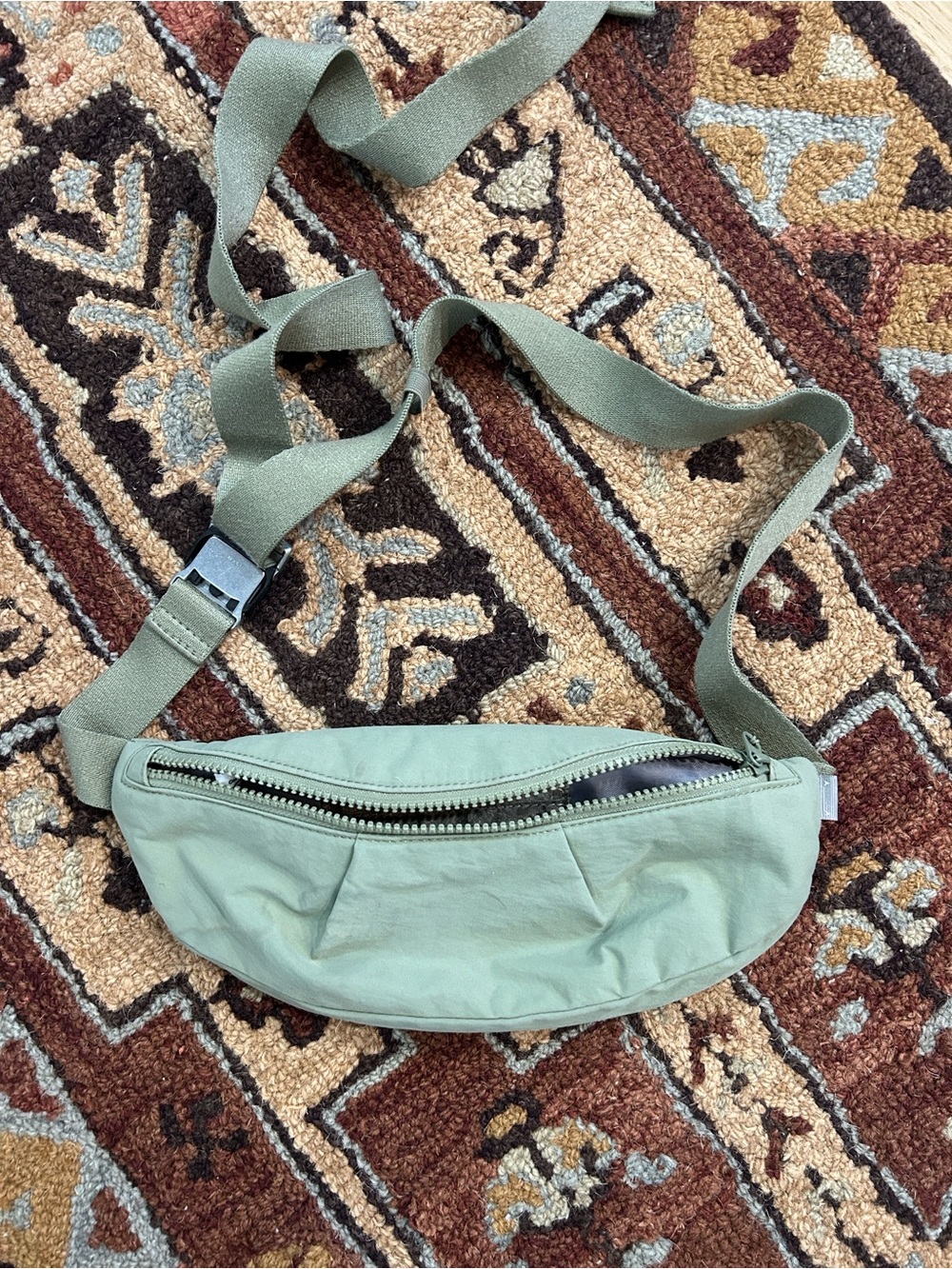 Athleta Sage Green Waist bag/Fanny pack
